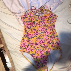 Billabong one piece swimsuit size m